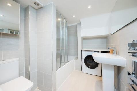 Chatsworth Road bathroom.jpeg