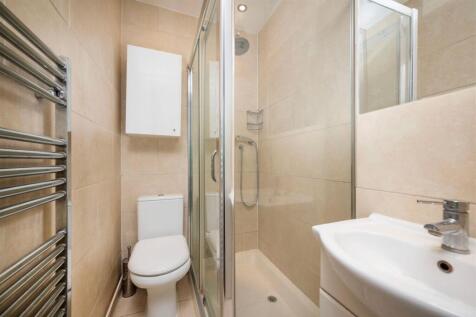 Shower room - VH.jpeg