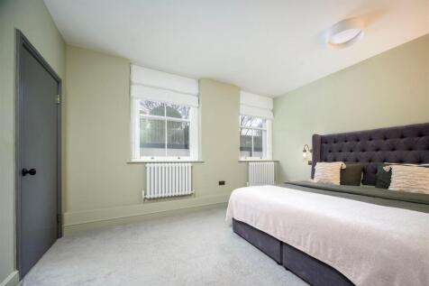 Principal bedroom 1 - OHP.jpeg
