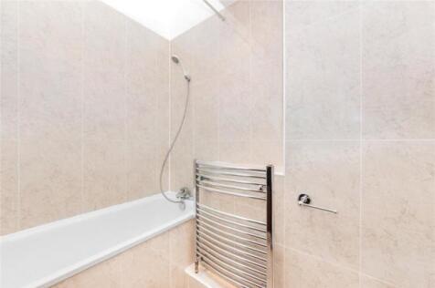 Bathroom - LG.jpg