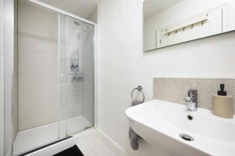 Family shower room 2 - St Mary&#39;s Terrace.jpeg
