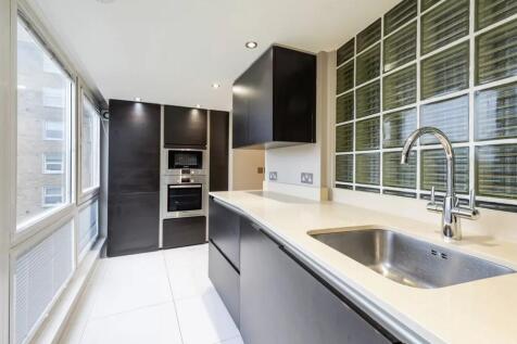 Kitchen 3.jpg