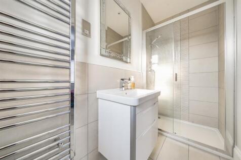 EN-SUITE TO BEDROOM TWO