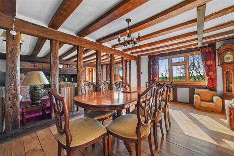 Dining Space.JPG