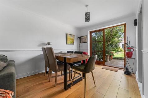 LIVING DINING ROOM