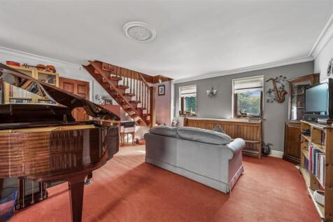 Music/Family Room