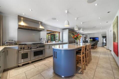 Kitchen/Dining