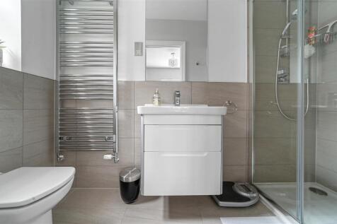 EN-SUITE TO BEDROOM TWO