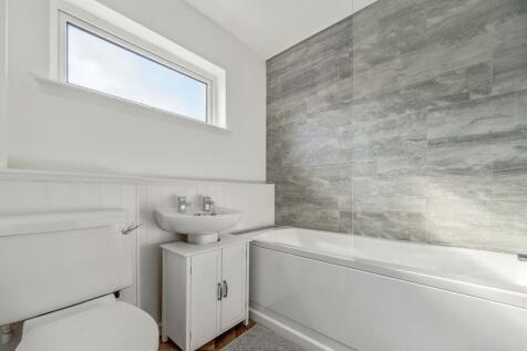 Upstairs Bathroom