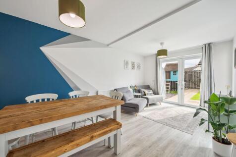 Kitchen/ Living Space