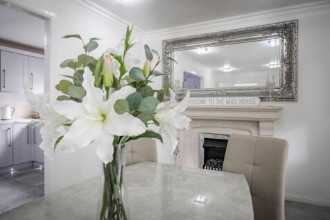 Dining Room / Lounge