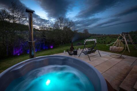 Rear Garden - Twilight Shot