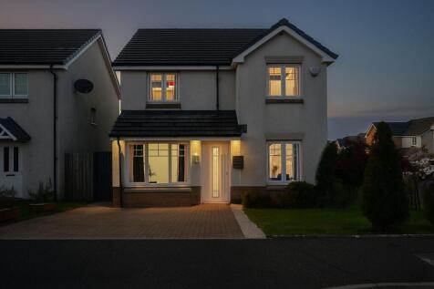 Twilight Front View