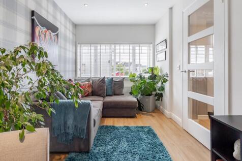 Family Room / Second Lounge