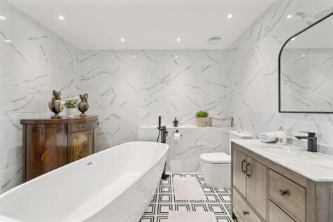 Downstairs Bathroom