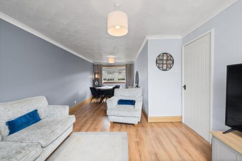 Lounge / Dining Room