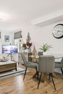 Dining/ Lounge