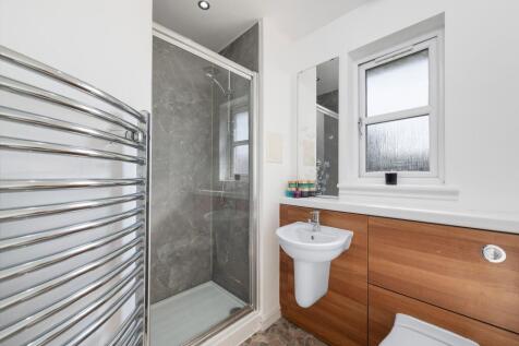 Bedroom One En Suite