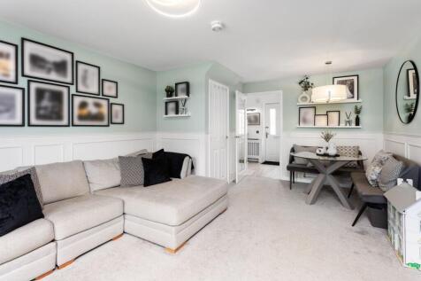 Lounge / Dining Room