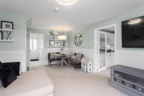 Lounge / Dining Room