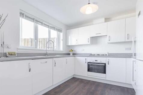 Dining/ Kitchen