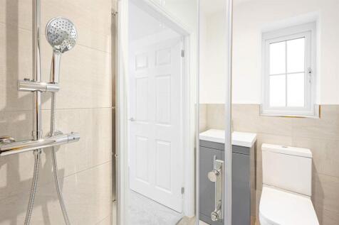 Bedroom Two En-Suite