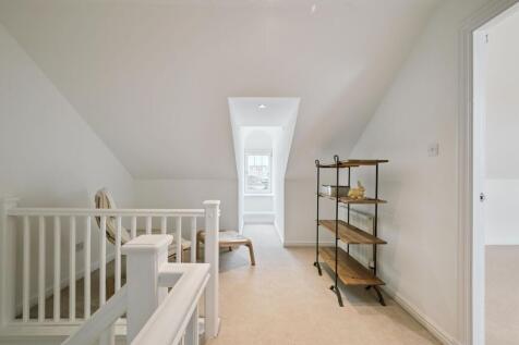Bedroom One Landing