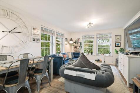 Lounge/kitchen