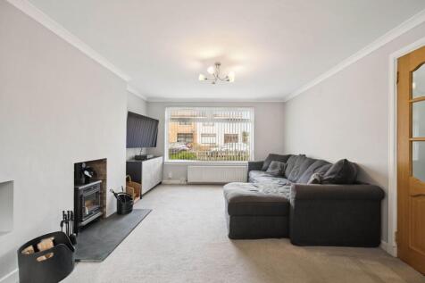 Lounge / Dining Room