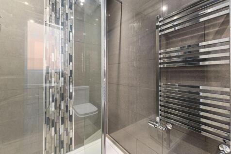 Bedroom One En Suite