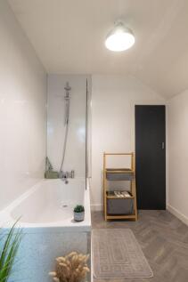 Family Bathroom Second Floor