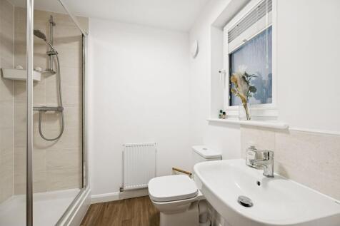 Bedroom One En-Suite