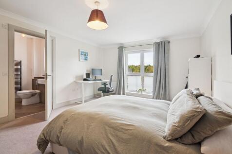 Principle bedroom