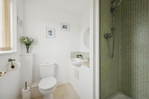 Bedroom One En Suite