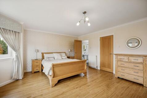 Second Bedroom Suite