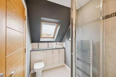 Bedroom Two En suite