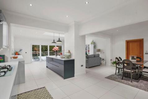 Lounge/Kitchen/Dining Room