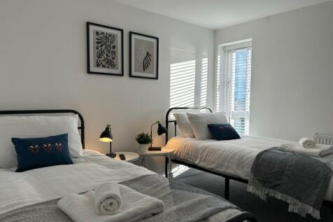 Twin bedroom 