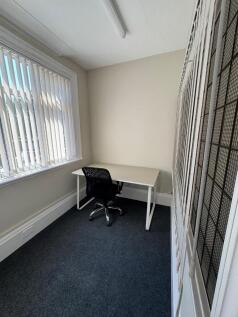 Suite 8 