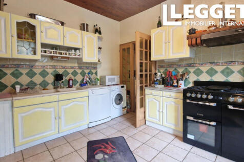 Property Image 4