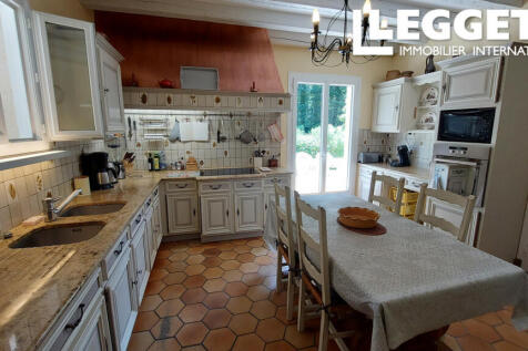 Property Image 4