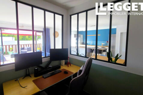 Property Image 8