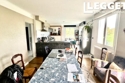 Property Image 4