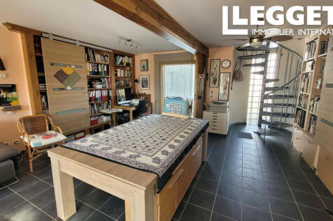 Property Image 9