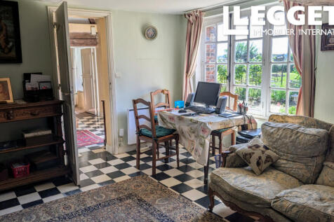 Property Image 4