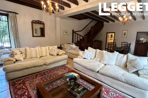 Property Image 4