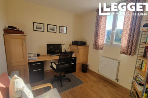 Property Image 4