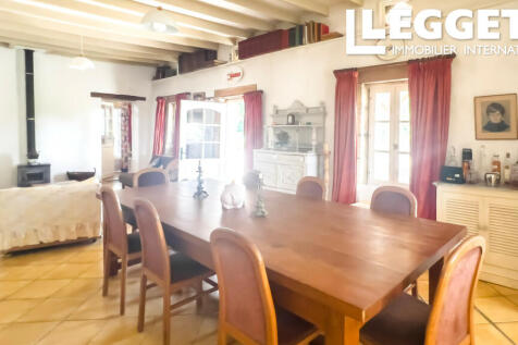 Property Image 4
