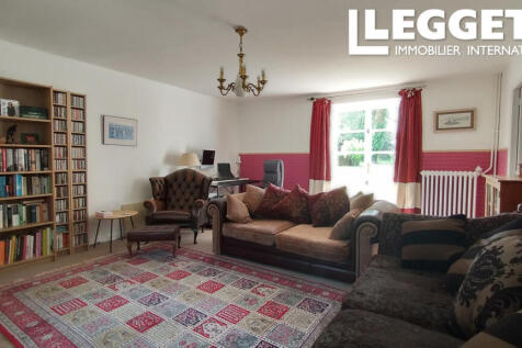 Property Image 4