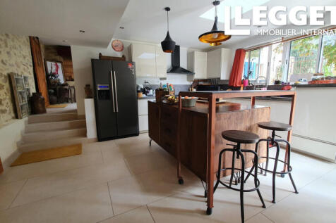 Property Image 4